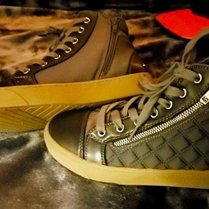 Juicy Couture BRAND NEW Low Top Boots/Shoes SZ 8